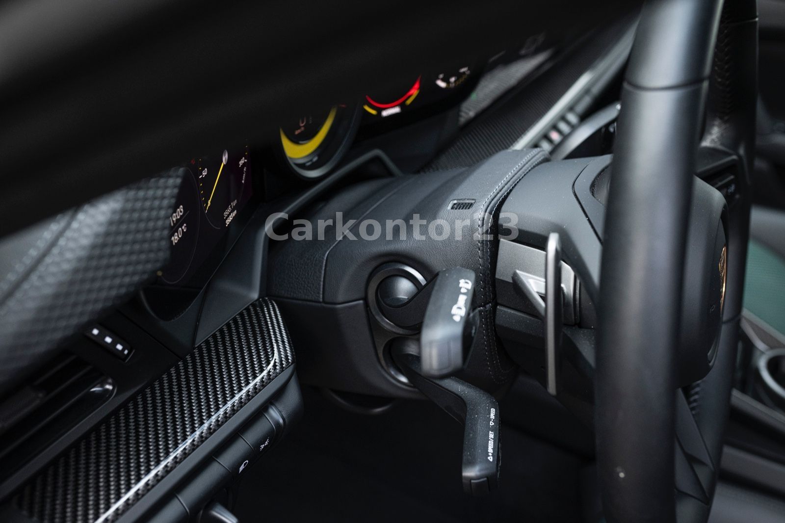 Porsche 992 GT3 Touring - Samsaru's Car Outlet