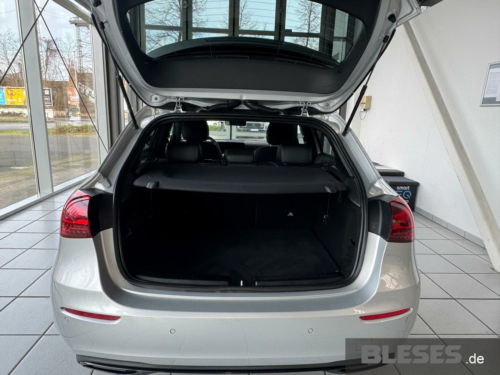 Mercedes-Benz A 220 4M Progressive - Samsaru's Car Outlet