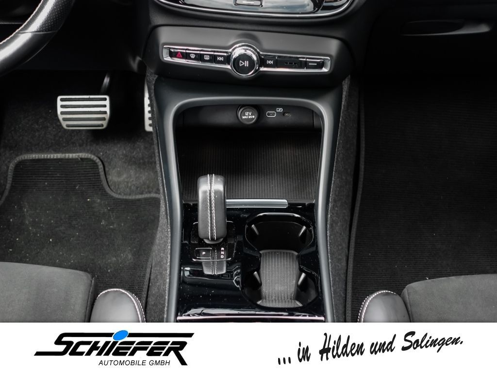 Volvo XC40 P8 AWD Recharge RDesign