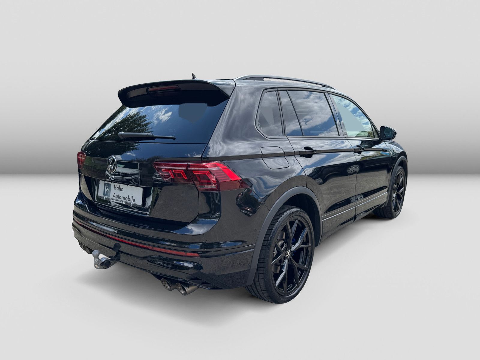 Volkswagen Tiguan R 2.0TSI DSG 4M Akrapovic Pano Leder CAM