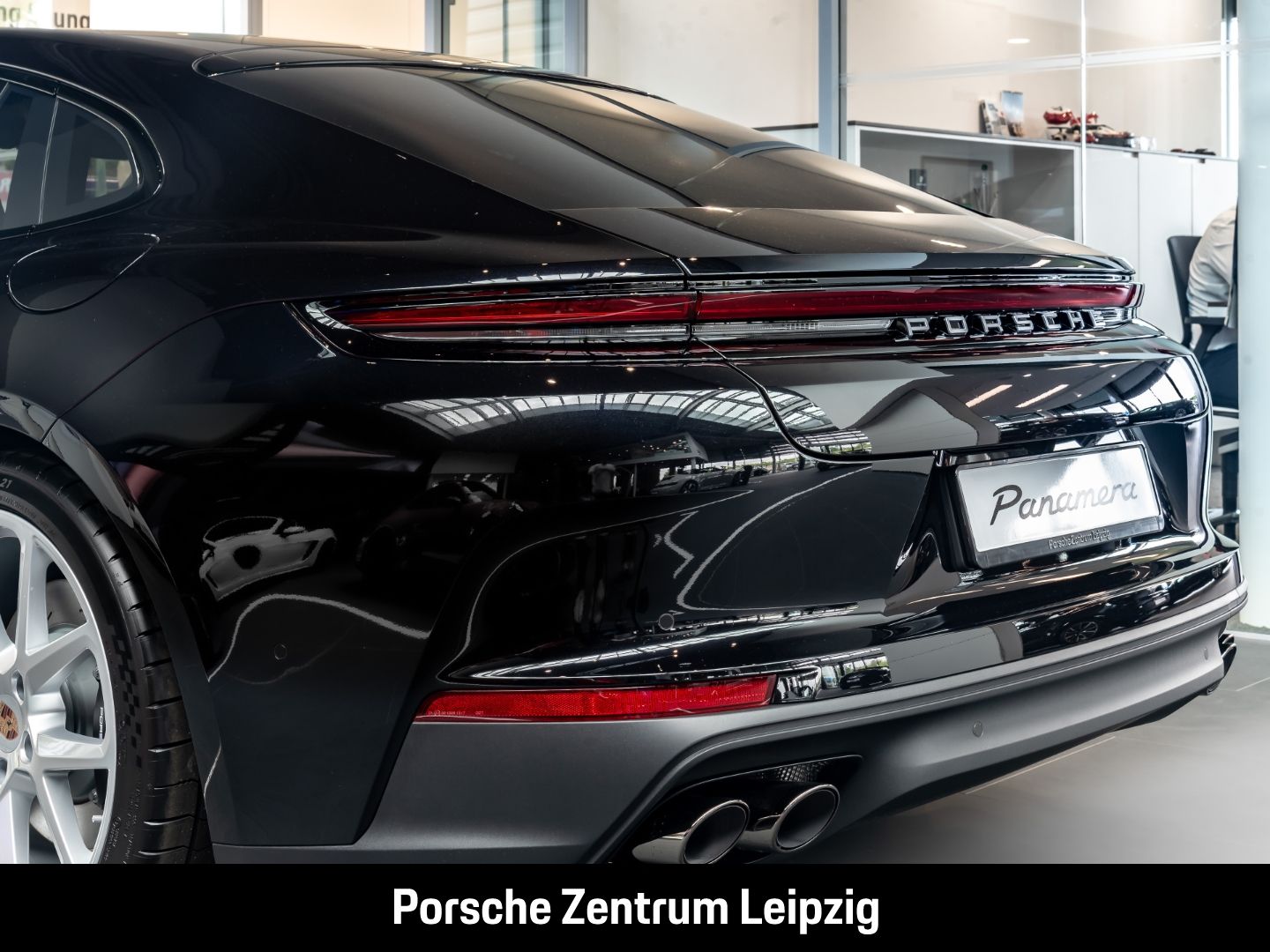Porsche Panamera 4 E-Hybrid Massage Sportabgas HeadUp