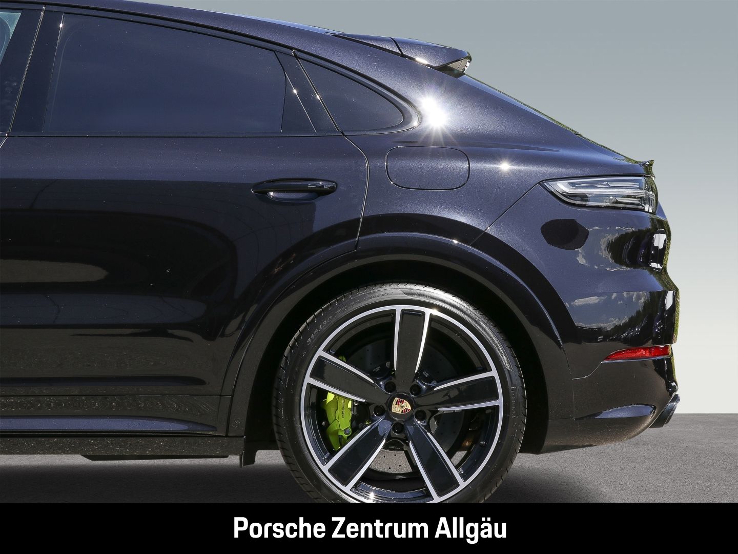 Porsche Cayenne Turbo S E-Hybrid Coupe Burmester