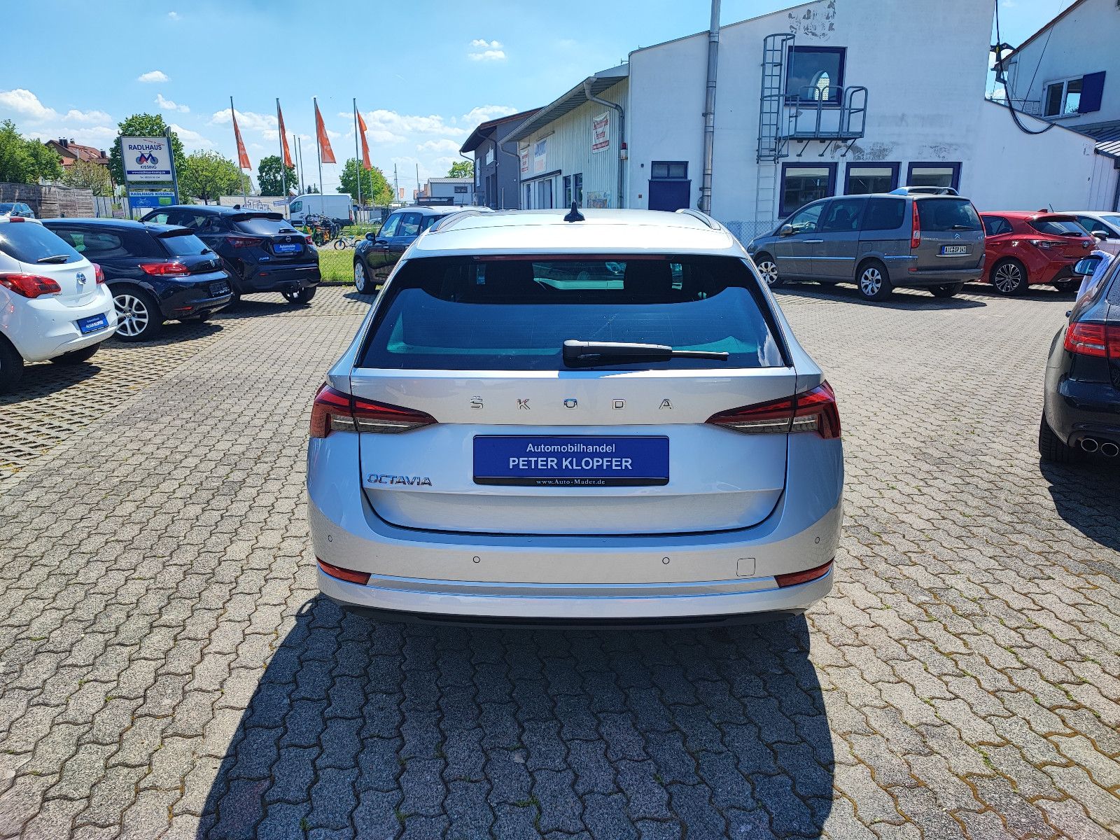 Skoda Octavia 2.0 TDi - Samsaru's Car Outlet