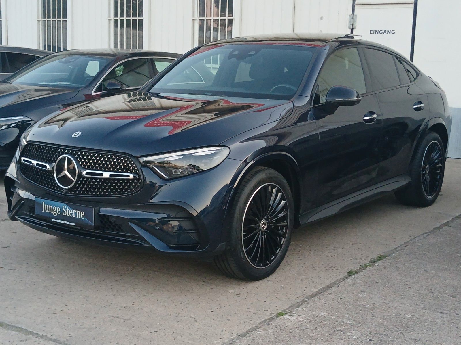Mercedes-Benz GLC300 AMG Coupe 4M_Pano_360_Sitzklima_Leder_LED