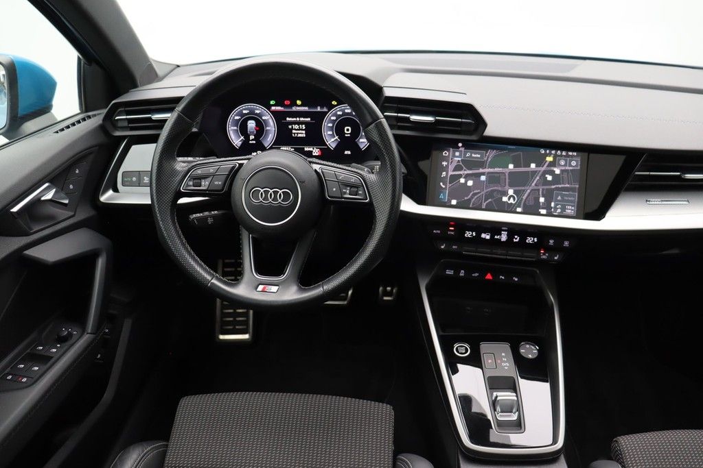 Audi A3 Sportback 40 TFSI e S line - Samsaru's Car Outlet