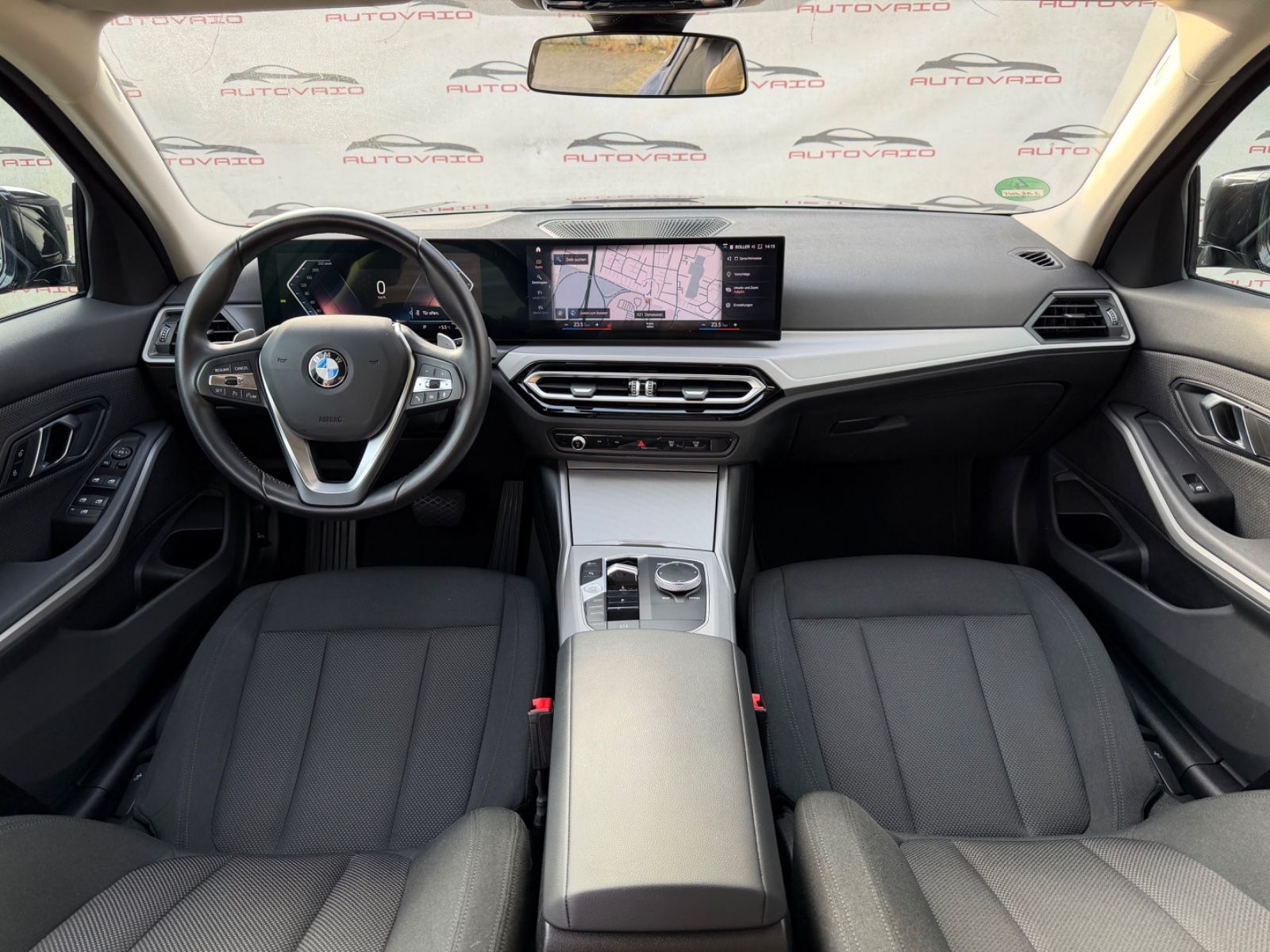 BMW 320d xDrive Facelift Widescreen Garantie 08.2026