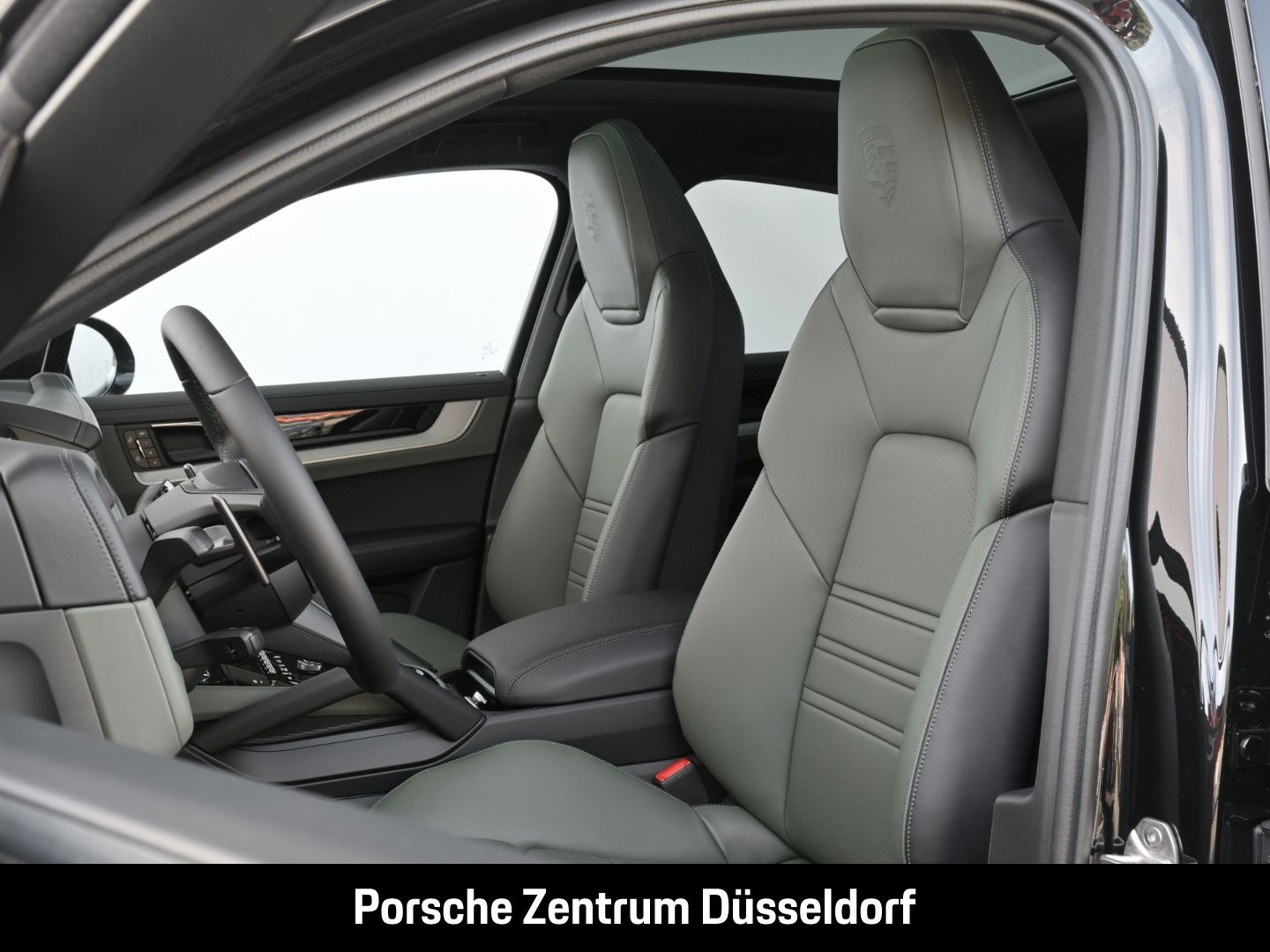 Porsche Cayenne E-Hybrid Coupe BOSE Surround View LED