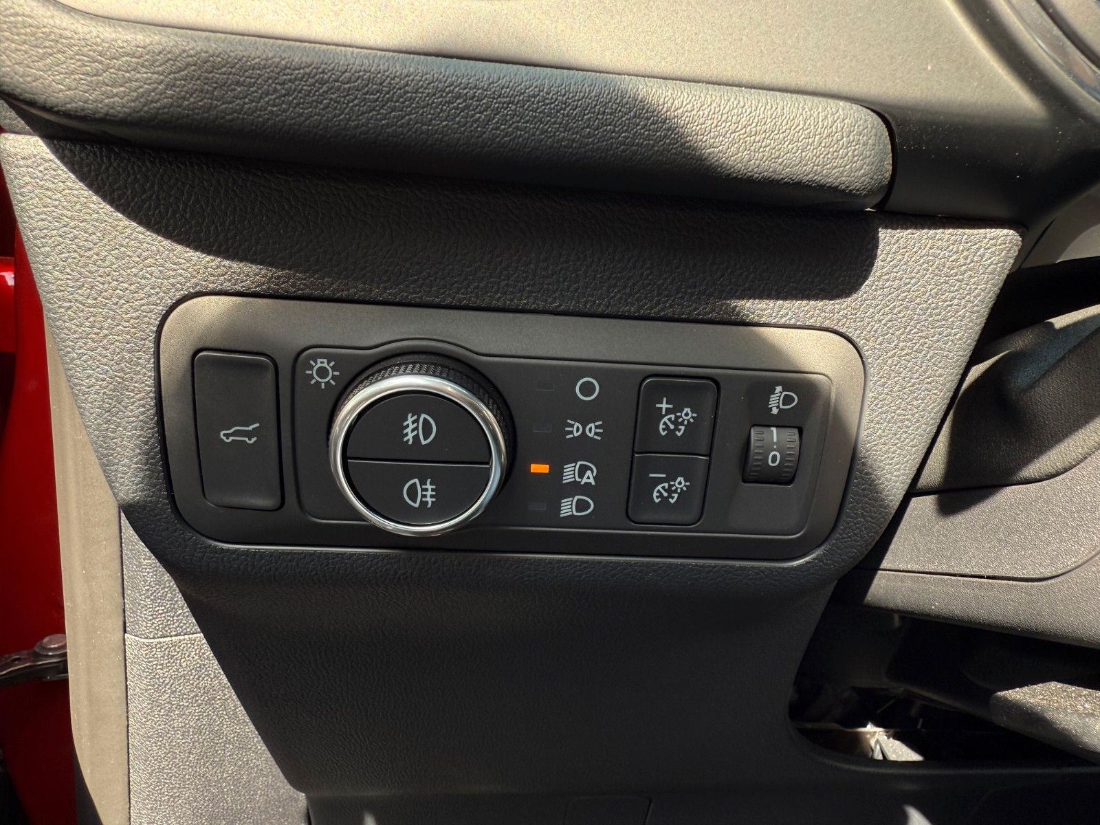 Ford Kuga Hybrid Vignale - Samsaru's Car Outlet