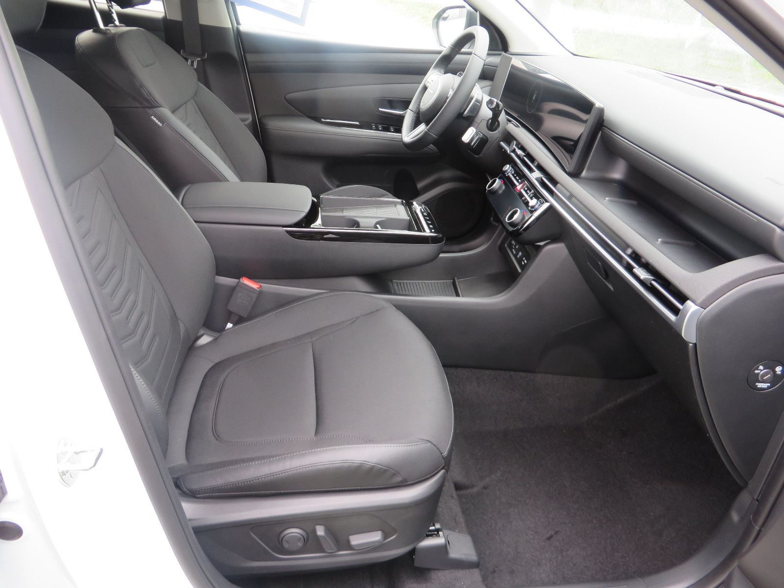 Hyundai TUCSON 1.6 T-GDI DCT Trend - Samsaru's Car Outlet
