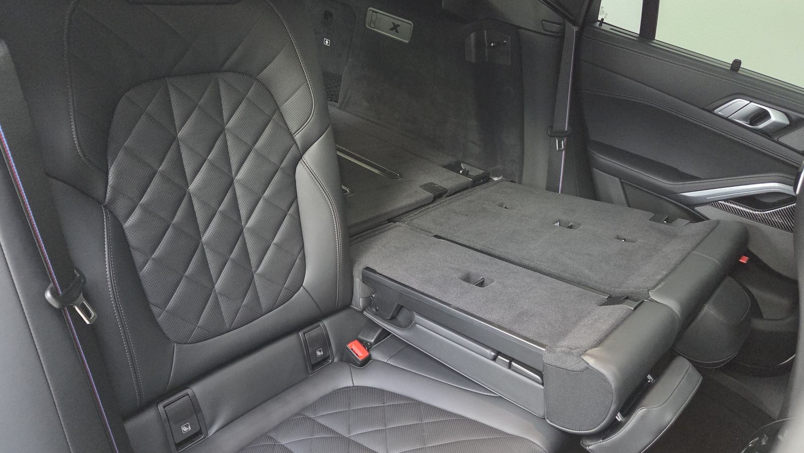 BMW X6 xDrive30d M Sport Pro 22Zoll Luftfeder AHK