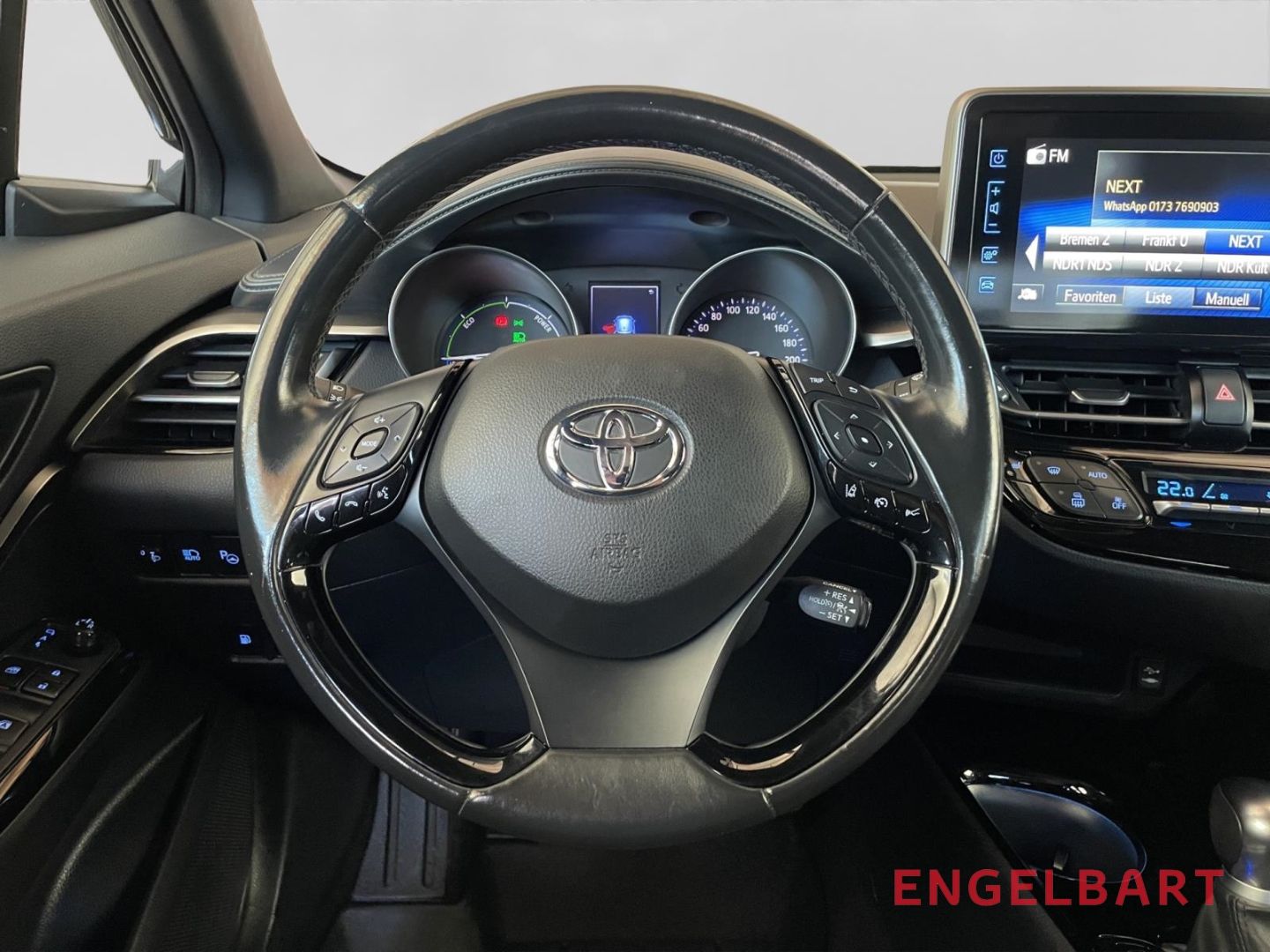 Toyota C-HR 1.8 Hybrid - Samsaru's Car Outlet