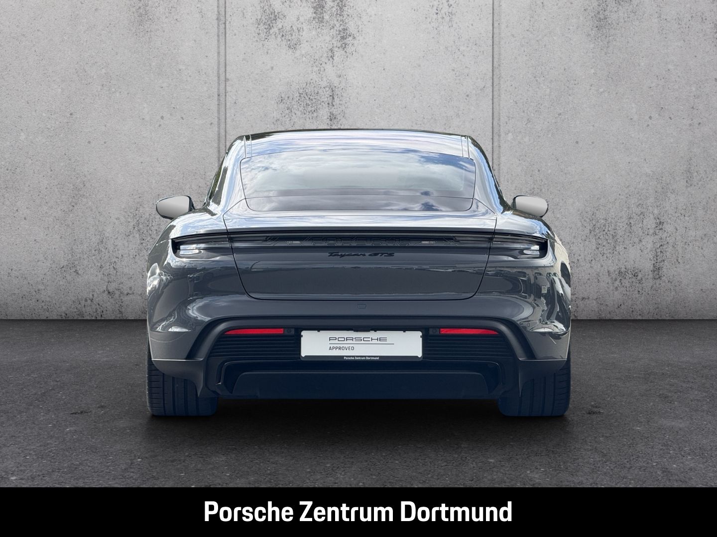 Porsche Taycan GTS Luftfederung BOSE Panoramadach LED