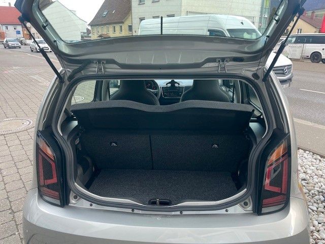 Volkswagen e-up! move up! - Samsaru's Car Outlet