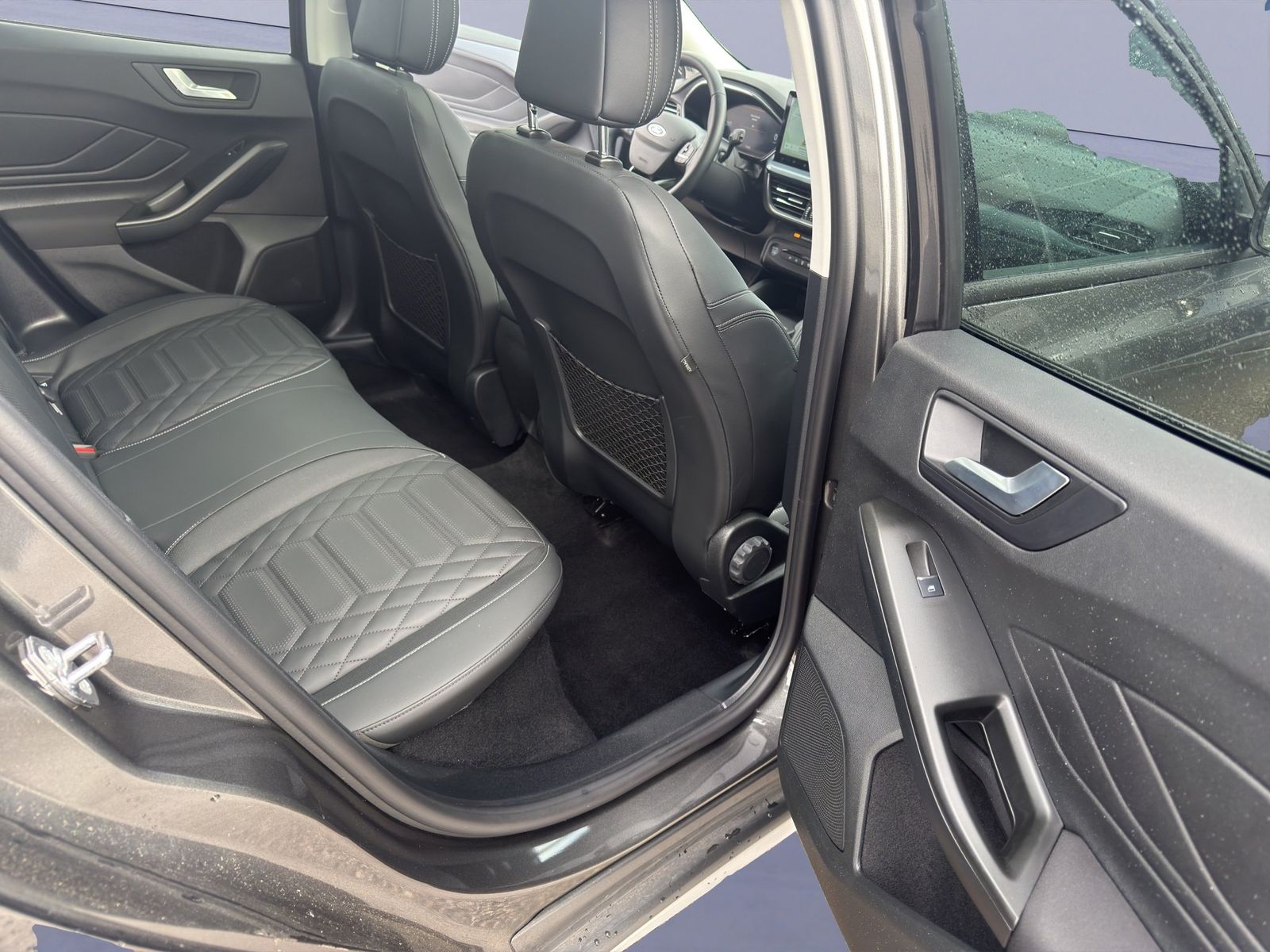 Ford Focus Turnier Active X 1.5 EcoBlue *AHK*PANO*HEA