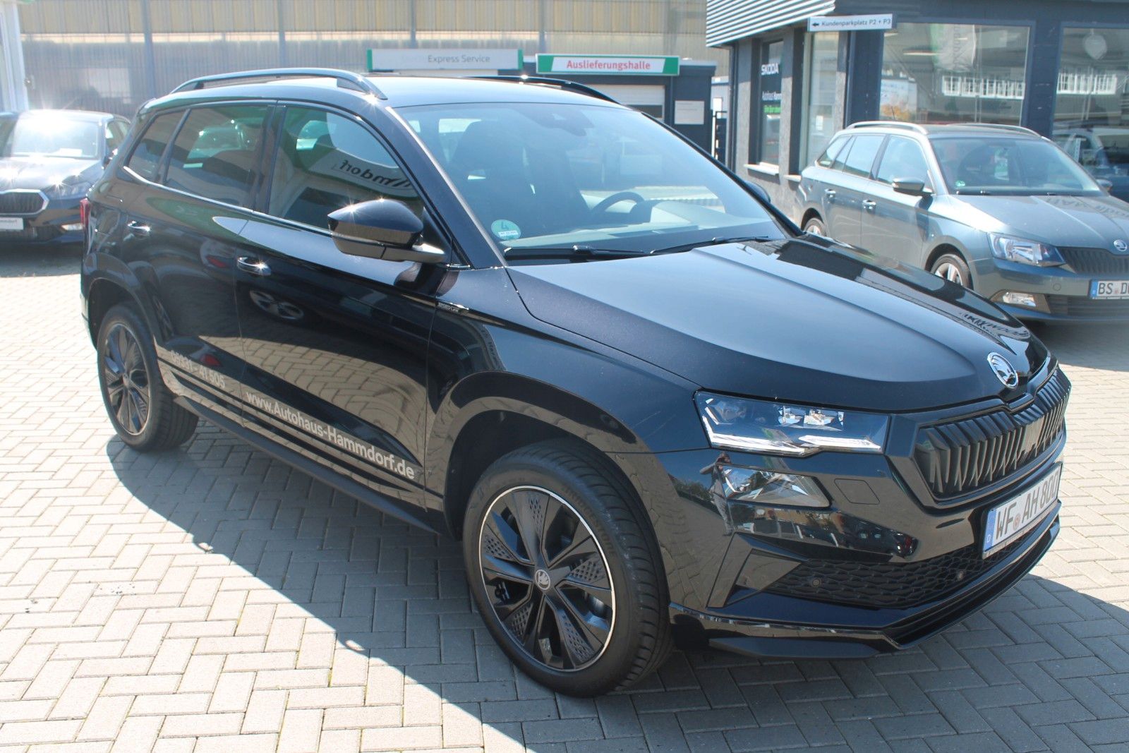Skoda Karoq 1.5 TSI DSG Sportline AHK/NAVI/ACC/Canton
