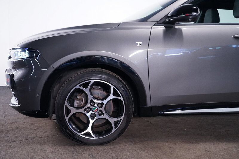 Alfa Romeo Tonale 1.5 VGT Hybrid Ti Aut.*Matrix*Kamera*Keyl