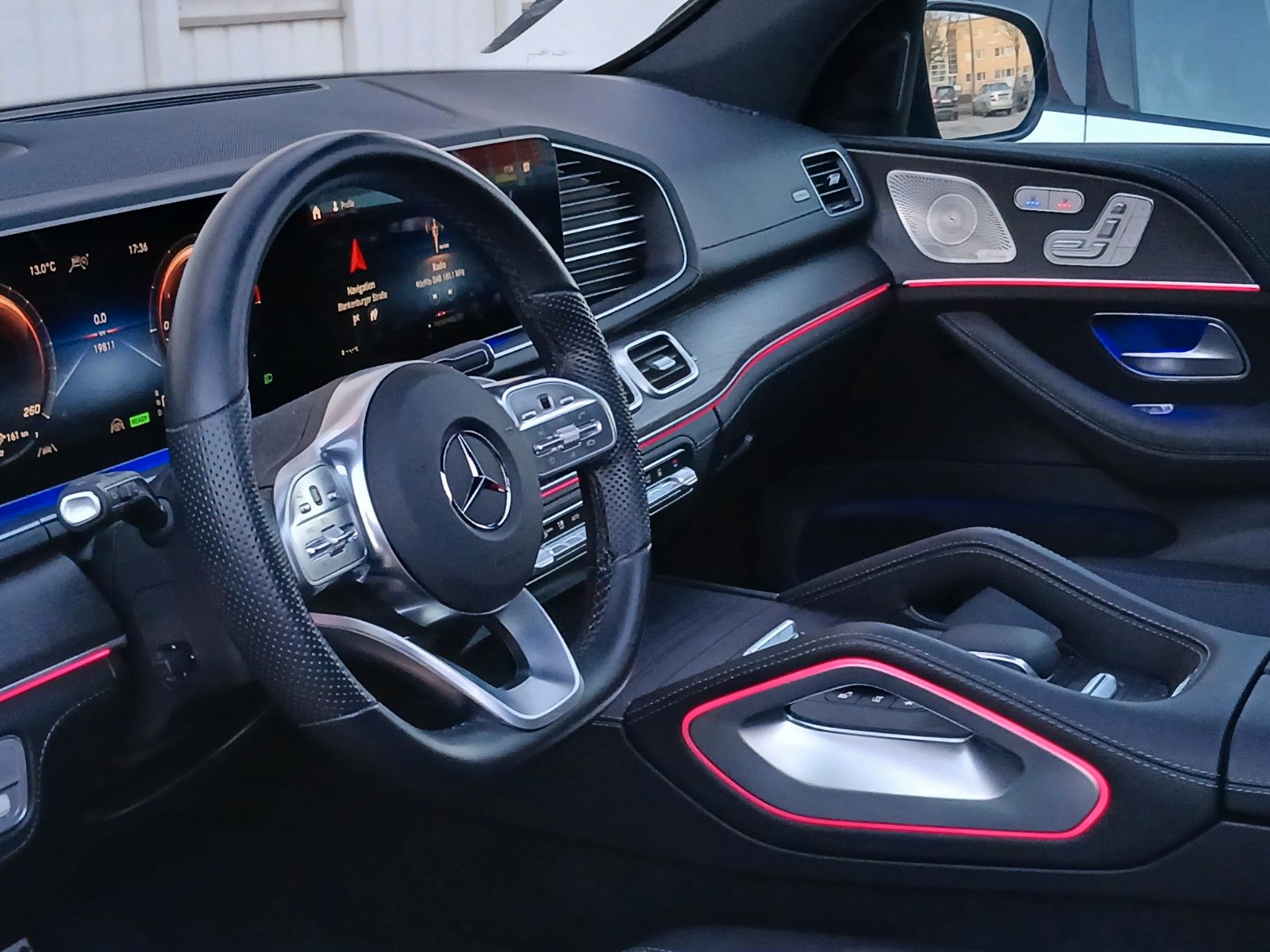 Mercedes-Benz GLE350de 4M AMG SoftClose_NappaLeder_360_BURMEST