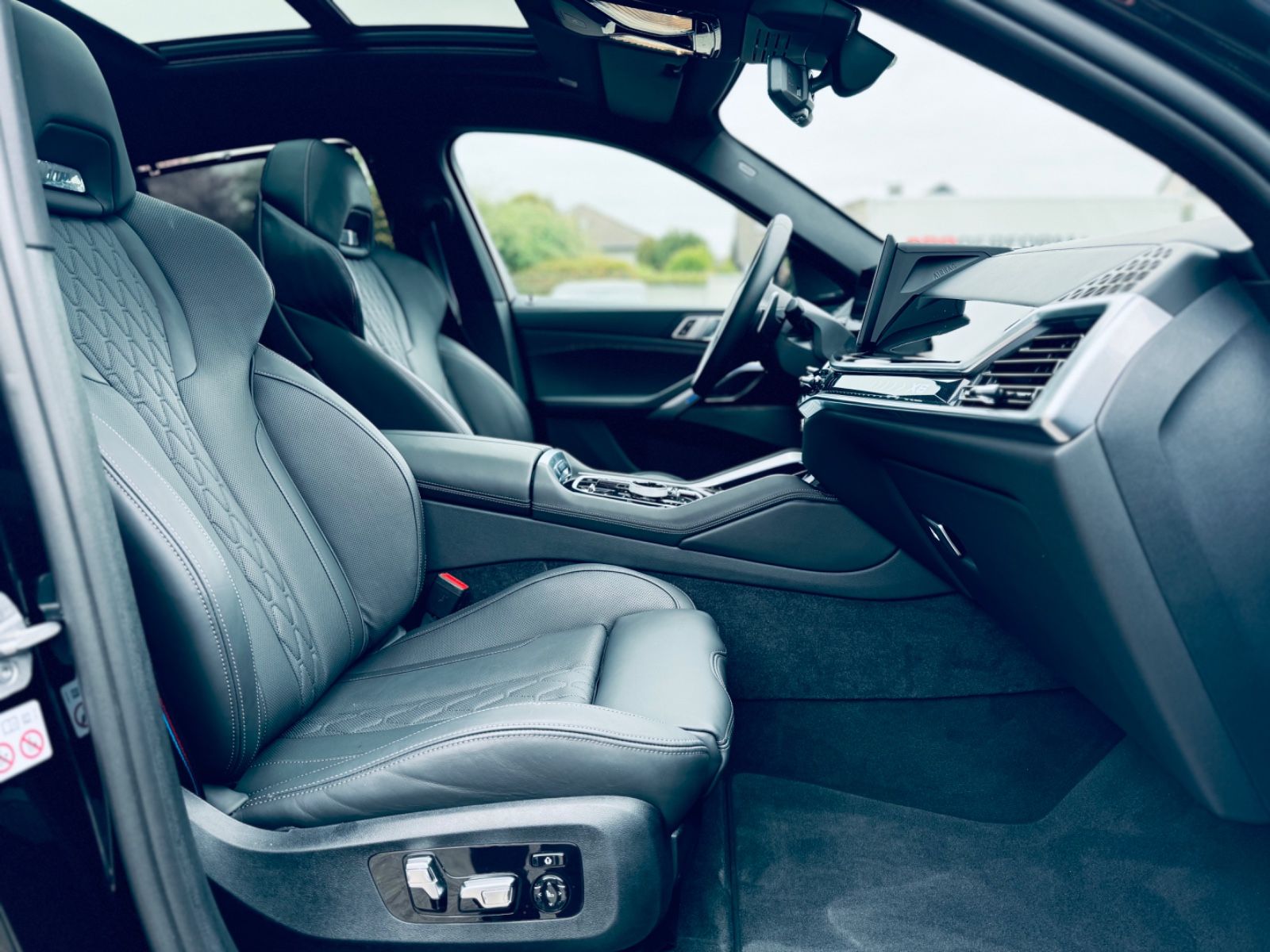 BMW X6 M Sport PRO - Samsaru's Car Outlet