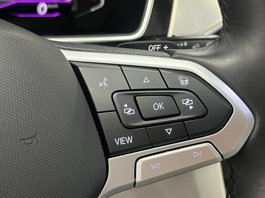 Volkswagen Passat 2.0 TSi R-line DSG - Samsaru's Car Outlet
