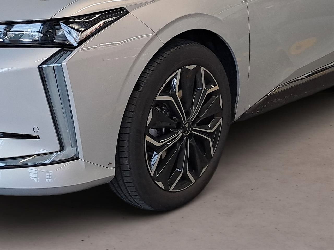 DS Automobiles DS4 ETOILE *HUD* ALCANTARA* 360° KAM*SCHIEBEDACH