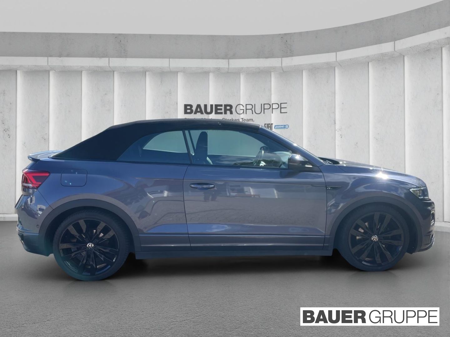 Volkswagen T-Roc R-Line 1.5 TSI - Samsaru's Car Outlet