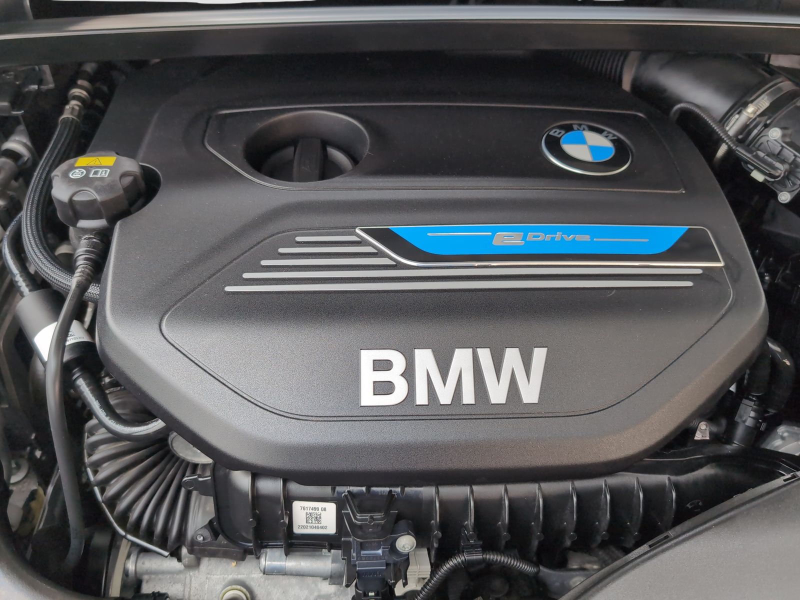 BMW X1 xDrive25e Sport Line - Samsaru's Car Outlet