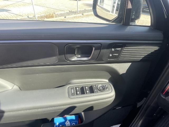 Hyundai Santa Fe 1.6T-GDI PHEV 4WD - Samsaru's Car Outlet