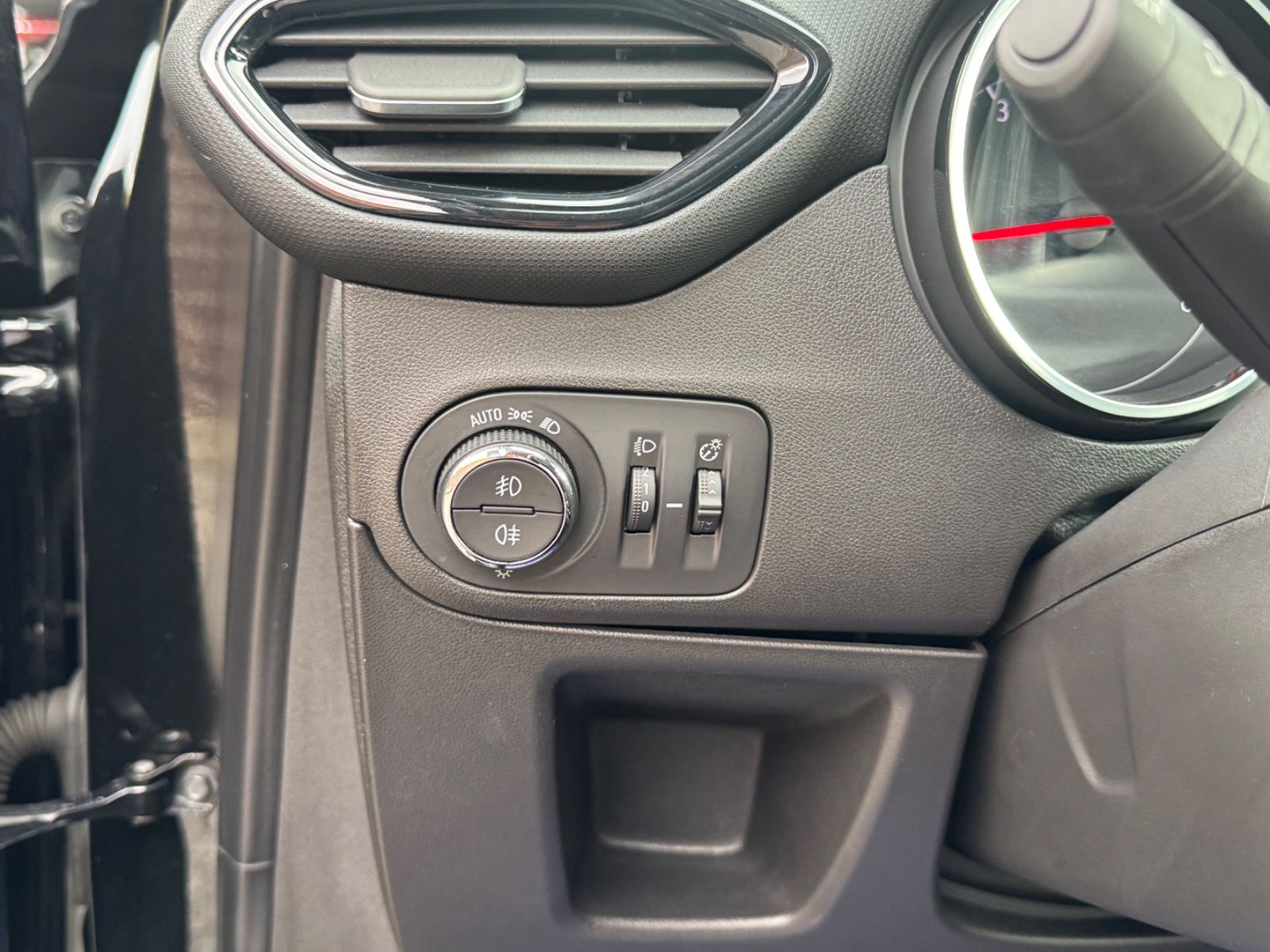 Opel Crossland X GS Line - Samsaru's Car Outlet