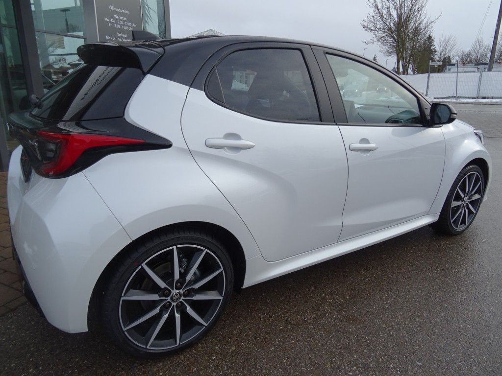 Toyota Yaris Hybrid 130 1.5 VVT-i GR SPORT