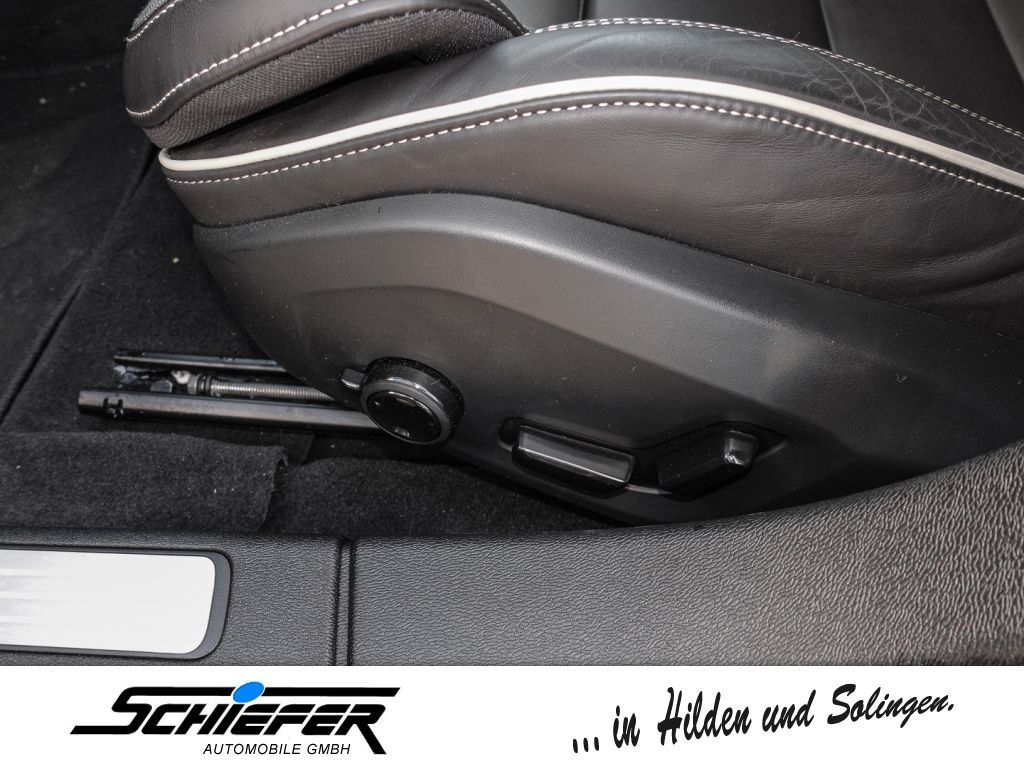 Volvo S60 B5 B AWD Ultimate Dark