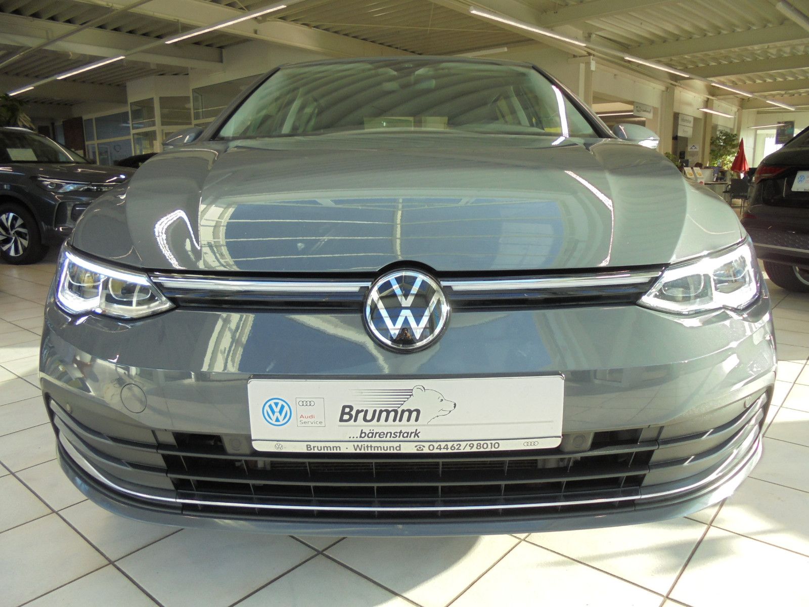 Volkswagen Golf VIII Style eHybrid - Samsaru's Car Outlet