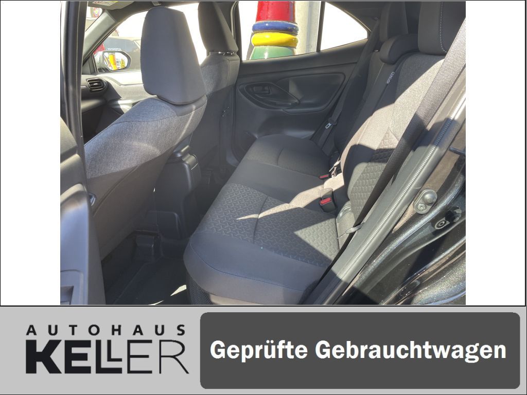 Toyota Yaris Cross Hybrid 1.5 VVT-i Team D *LED*NAVI*