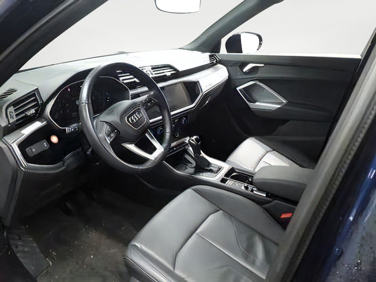Audi Q3 35 TDI quattro S-tronic - Samsaru's Car Outlet
