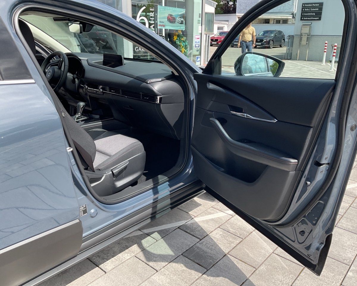 Mazda CX-30 2.0L e-SKYACTIV X 186ps 6AT Homura + Kamer