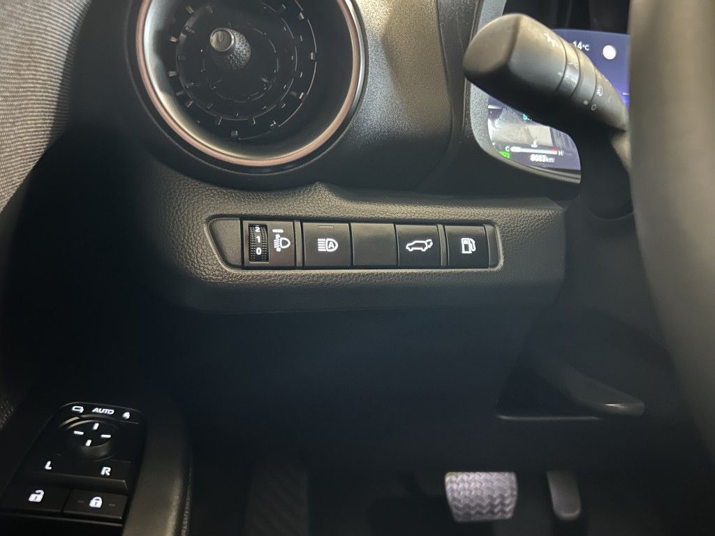 Toyota C-HR 1.8 Hybrid Team Deutschland