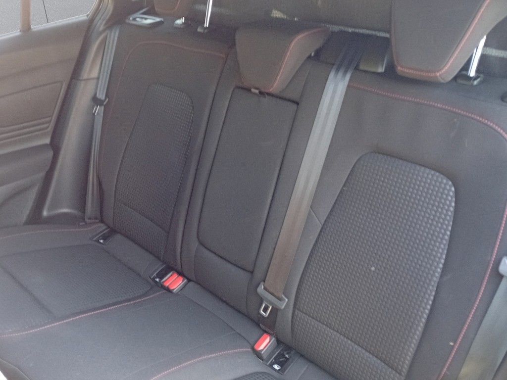 Ford Focus Turnier 1.0 EcoBoost Hybrid Aut. ST-LINE X