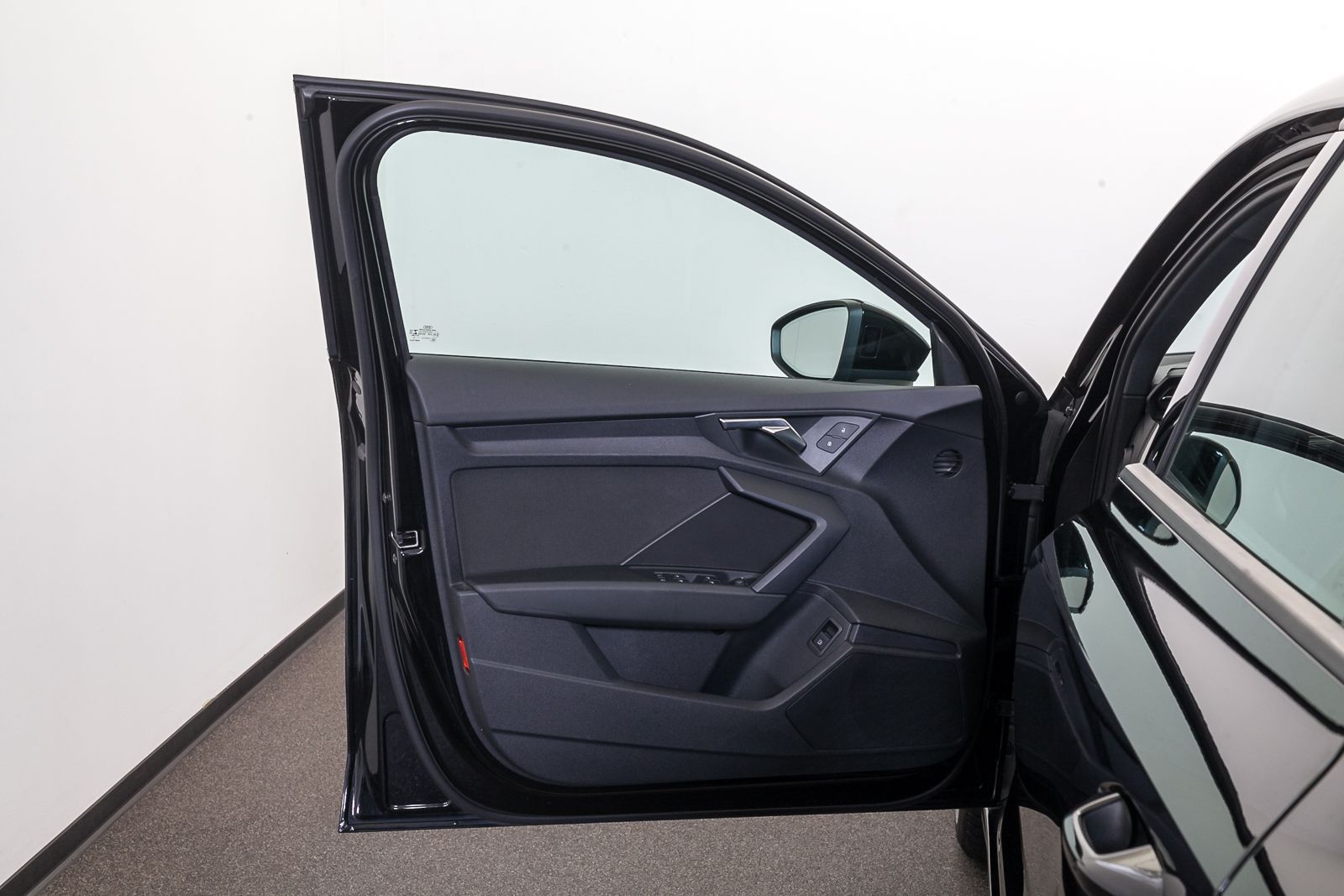 Audi A3 Sportback 40 TFSI e Advanced S tr. - Samsaru's Car Outlet