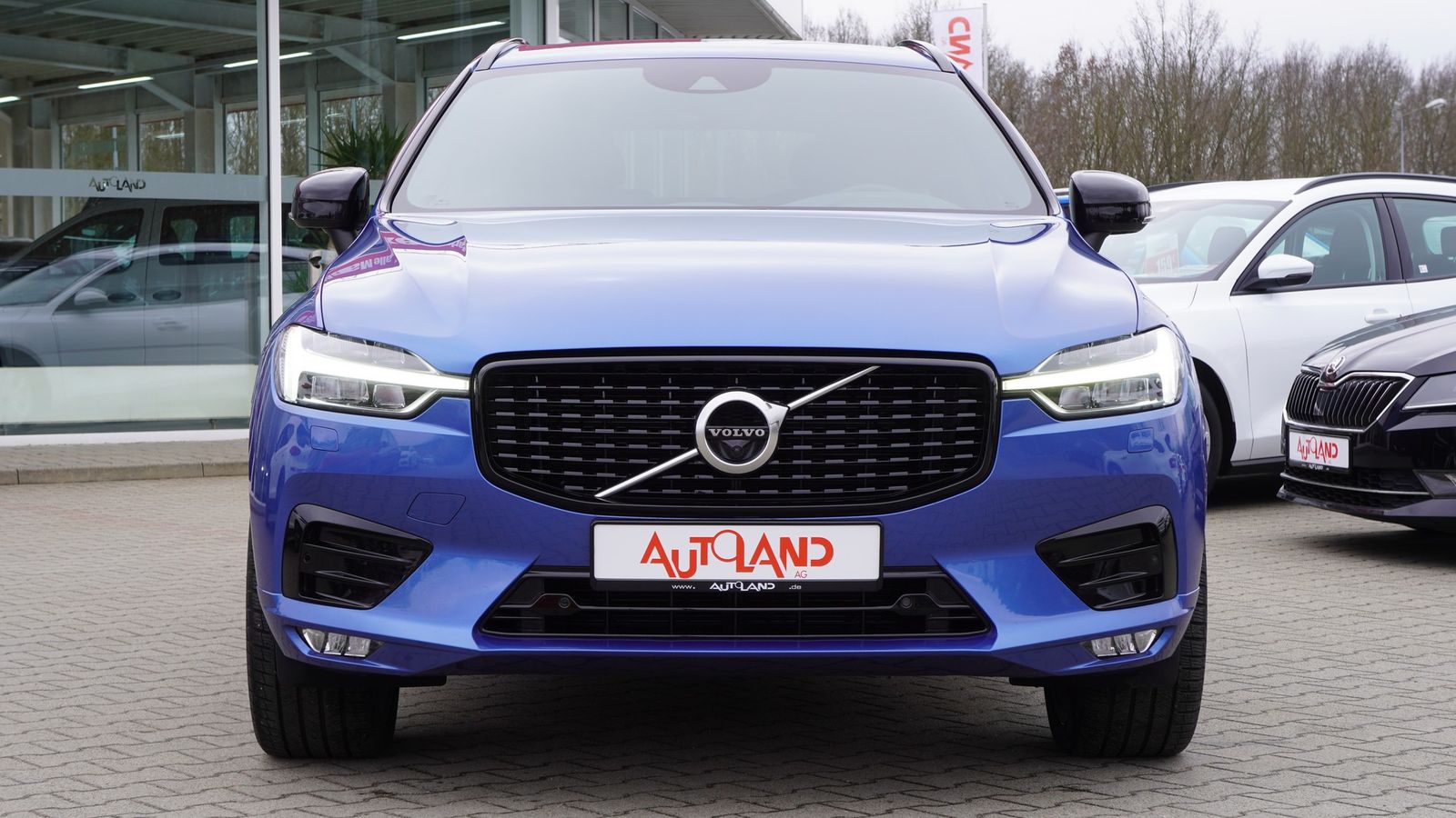 Volvo XC 60 B5 AWD R-Design - Samsaru's Car Outlet