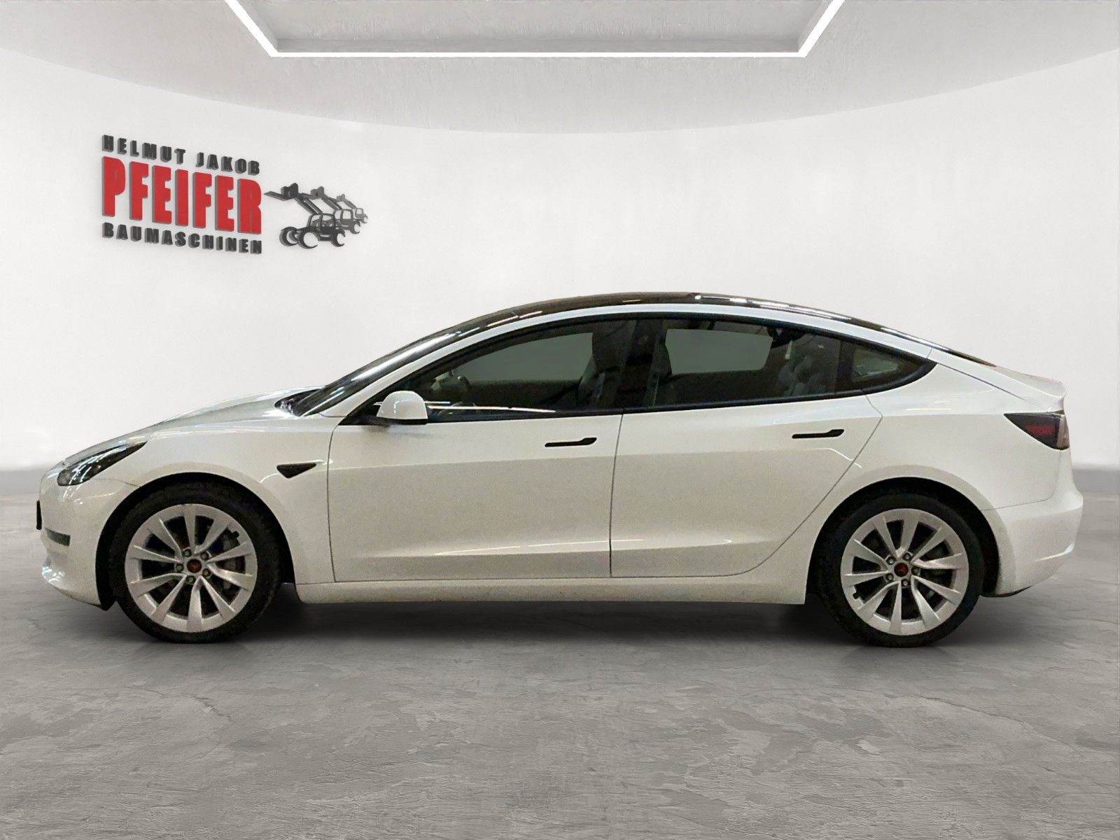 Tesla Model 3 Dual Motor Full *Self Driving*