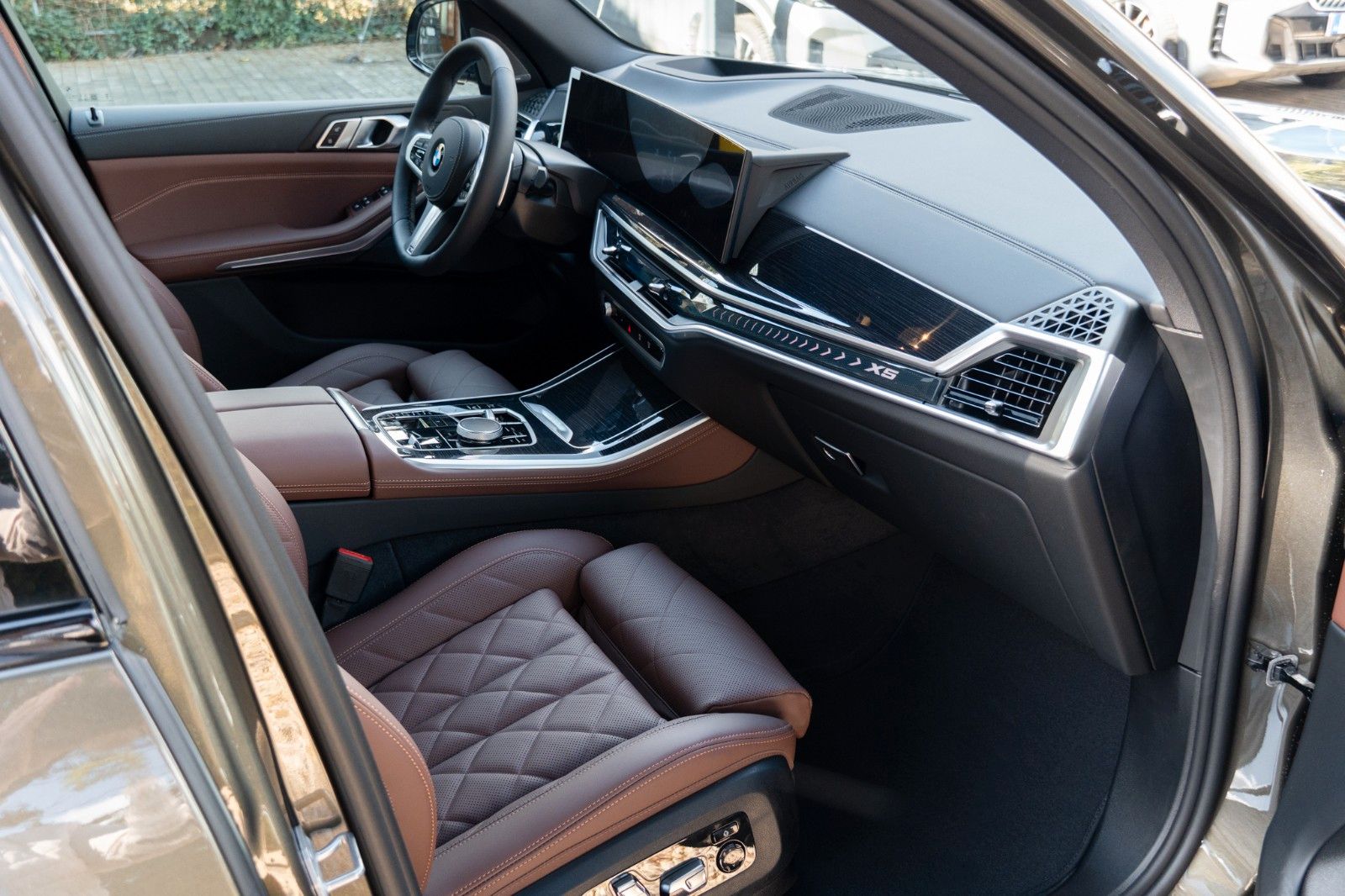 BMW X5 40d M SPORT.LUFTF.PANO.DR.ASS.PRO.H/K.AHK.22"