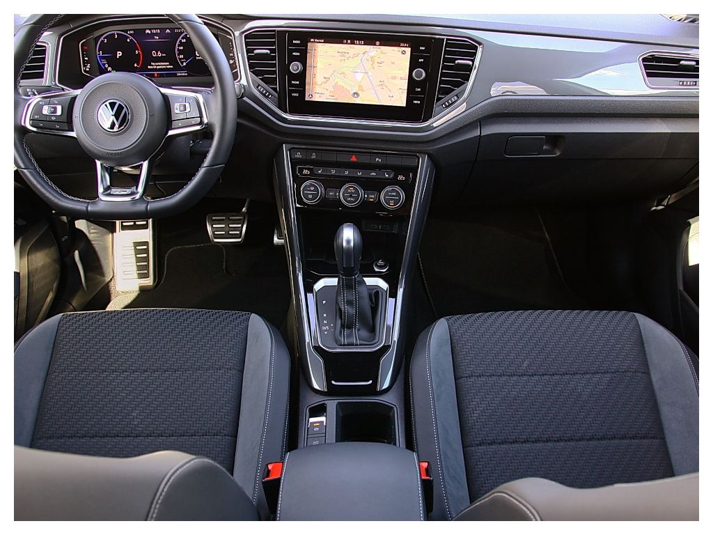 Volkswagen T-ROC R-Line DSG - Samsaru's Car Outlet