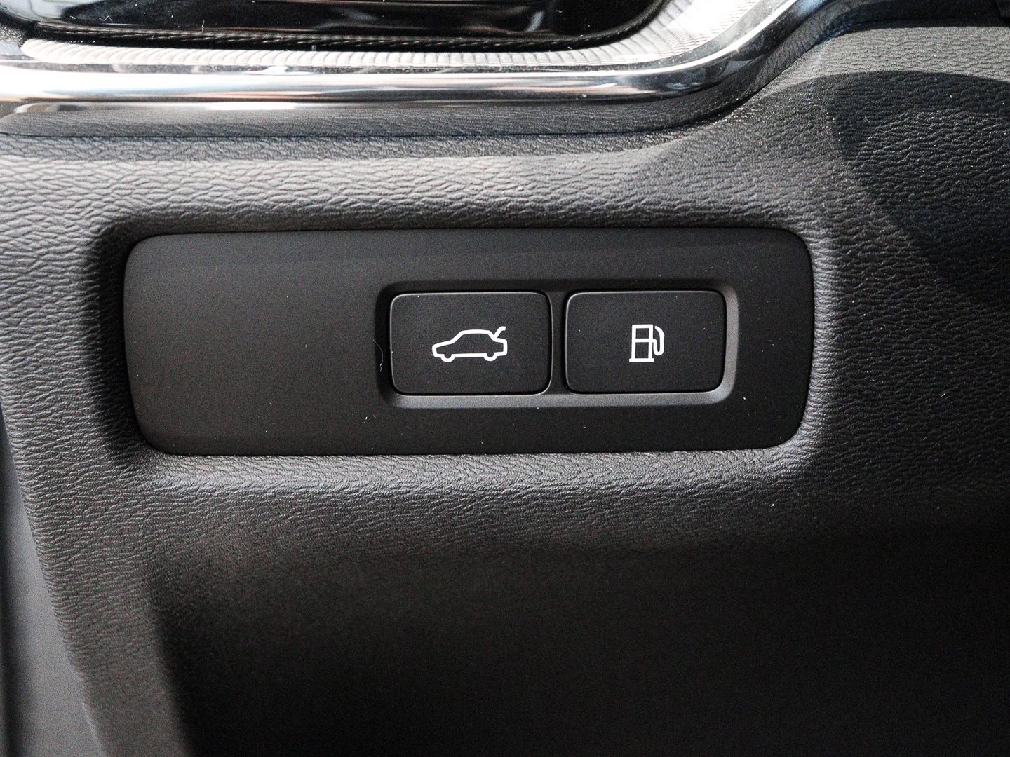 Volvo V60 T8 AWD Ultra Dark Recharge Plug-In Hybrid Tw