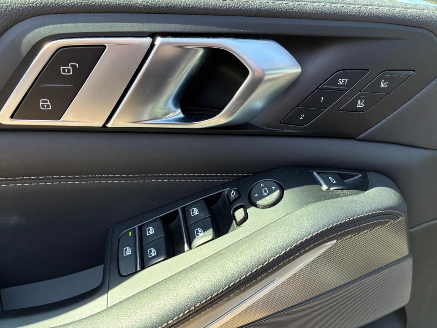 BMW X5 XDRIVE45E M SPORT PAKET HuD MASSAGE LASER AHK