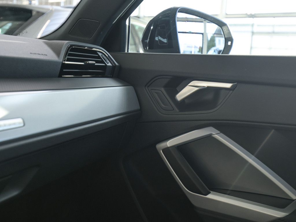 Audi Q3 advanced 35 TDI quattro S tronic - Samsaru's Car Outlet