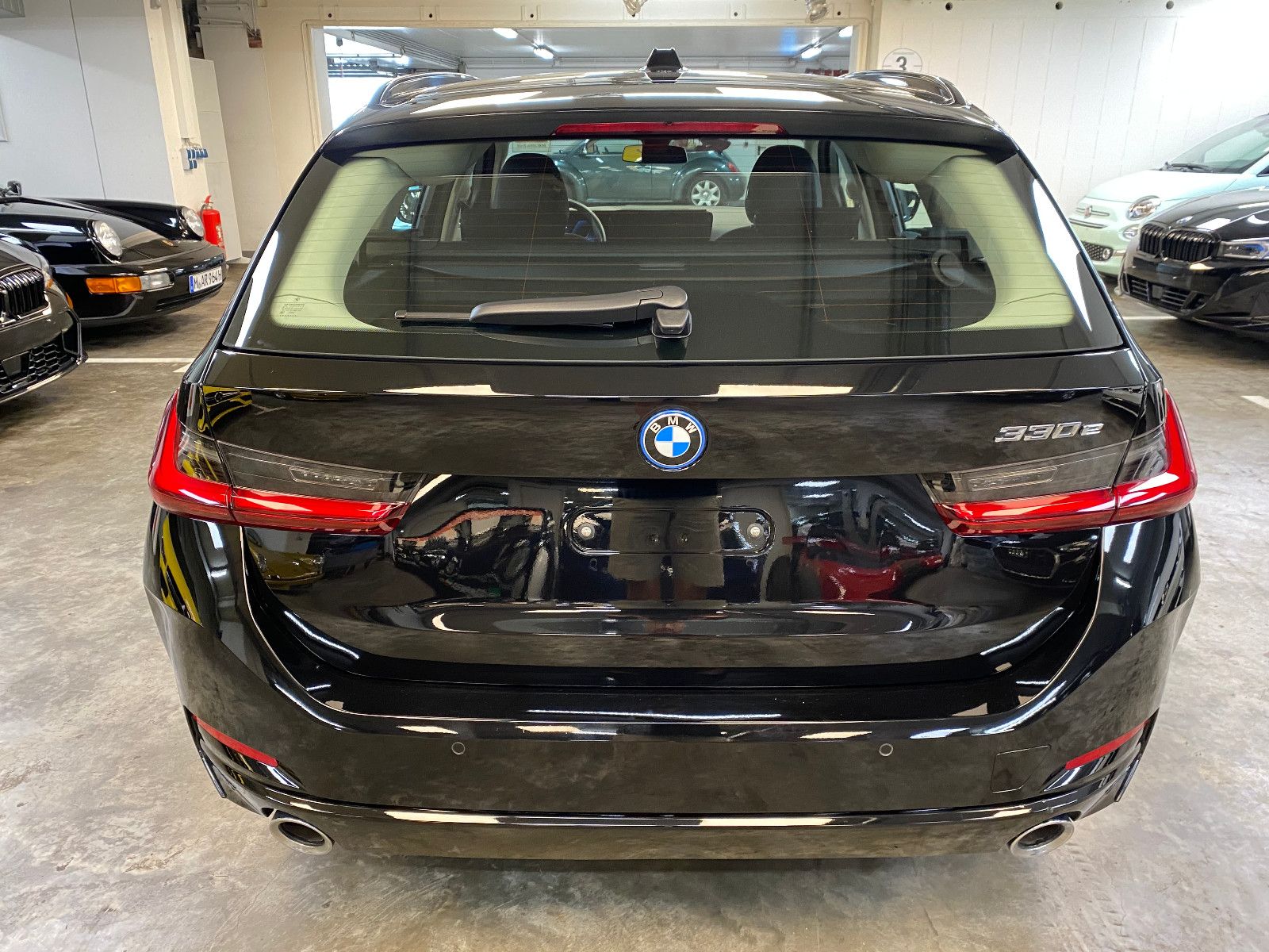 BMW 330E Touring - Samsaru's Car Outlet
