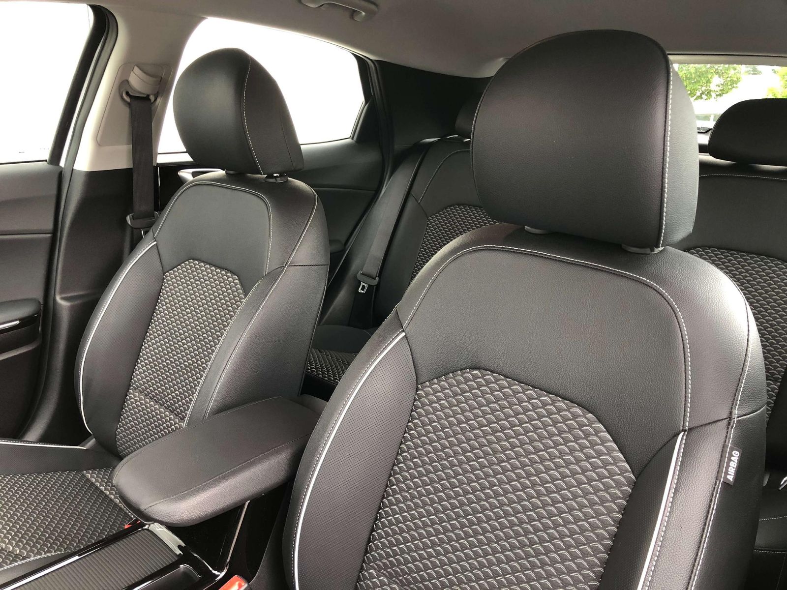Kia XCeed Vision 1.5T - Samsaru's Car Outlet
