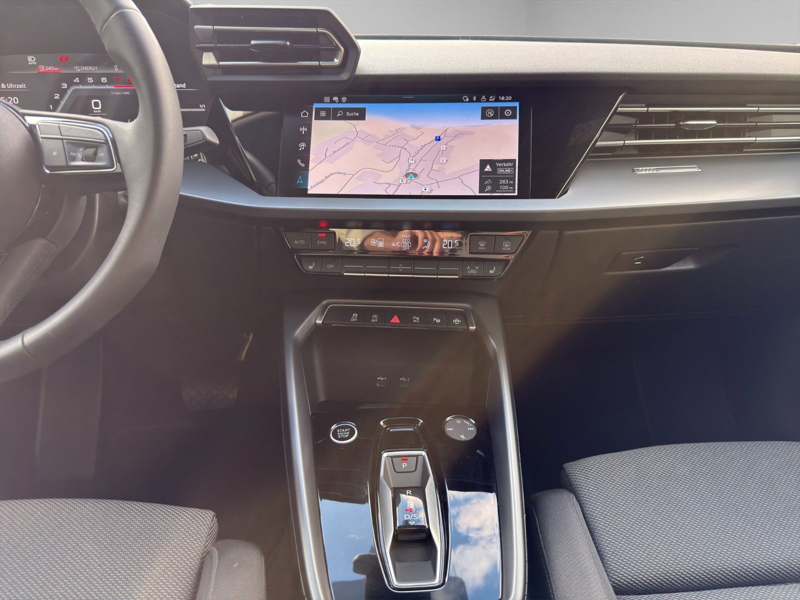 Audi A3 Limousine 30 TFSI S line *LED*NAVI*KAMERA*SHZ