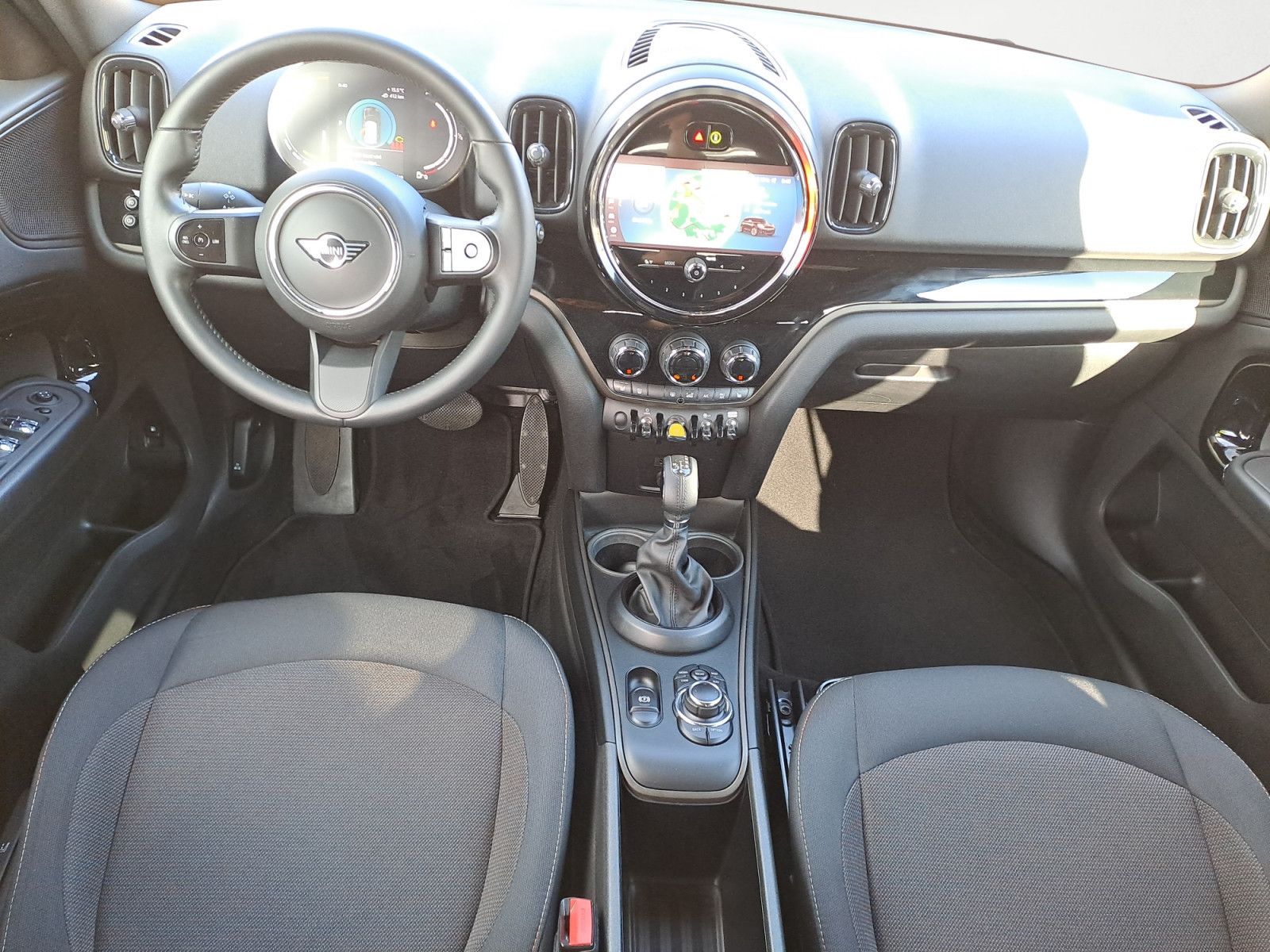 MINI Countryman Cooper SE ALL4 Essential Trim Aut. - Samsaru's Car Outlet