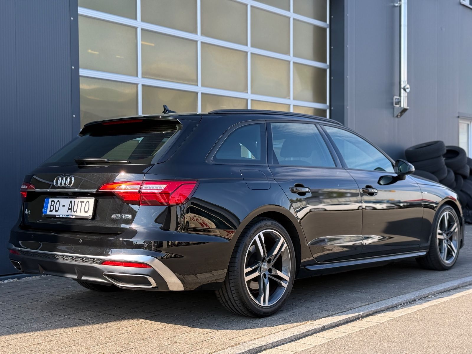 Audi A4 Avant 40 TDI S-Line - Samsaru's Car Outlet