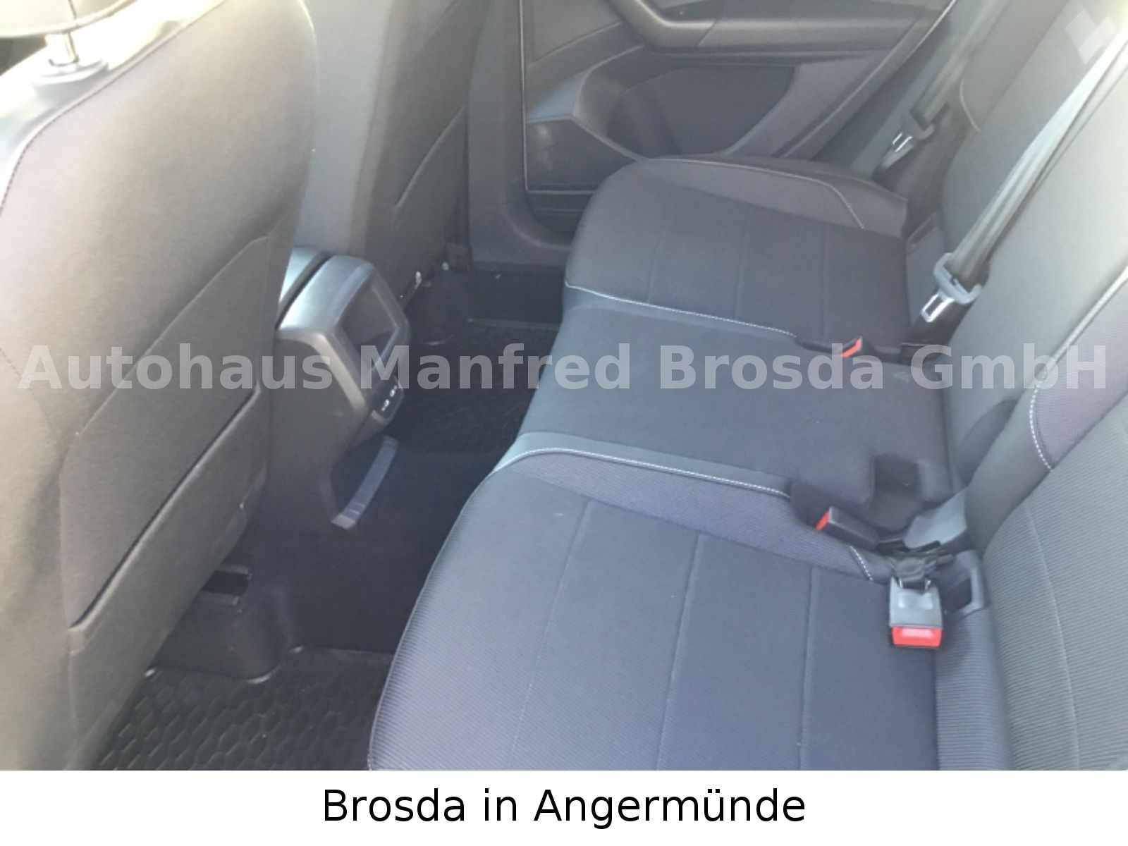 Volkswagen T-Cross Style - Samsaru's Car Outlet